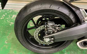 HONDA CBR650R E-CLUTCH 2024 RH17