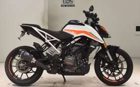 KTM 390 DUKE 2023