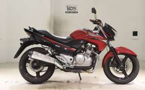 SUZUKI GSR250