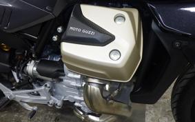 MOTO GUZZI V100マンデッロS 2023