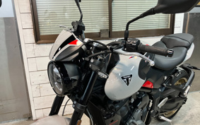 TRIUMPH TRIDENT 800 2026 L24P40