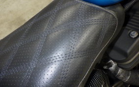 HARLEY XL883R 2005