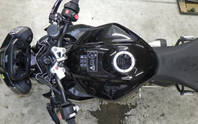 TRIUMPH STREET TRIPLE RS 2024