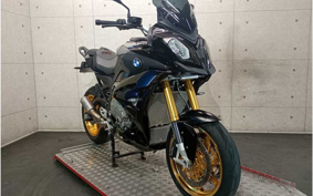 BMW S1000XR 2017 0D03