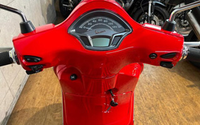 VESPA LX125