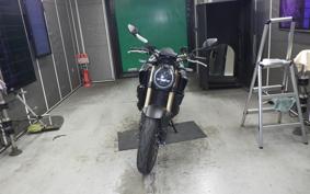 HONDA CB650R E-Clutch 2024 RH17