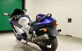SUZUKI GSX-1300R HAYABUSA 2001