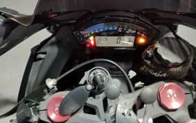 KAWASAKI ZX 10 NINJA R 2011 ZXT00J