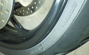 TRIUMPH TRIDENT 660 2025