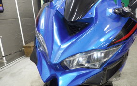 KAWASAKI ZX-25R ZX250E
