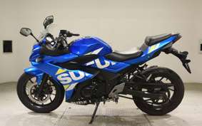 SUZUKI GSX250 R 2025