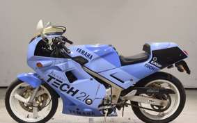 YAMAHA FZR250 2KR