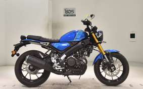 YAMAHA XSR155 2015