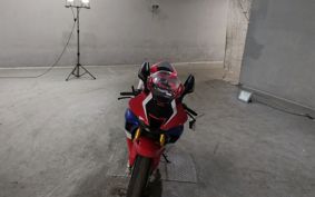 HONDA CBR1000RR RSP SC82