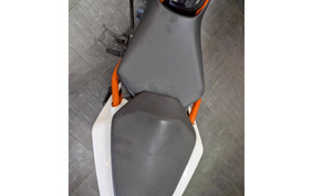KTM 125 DUKE JPA40