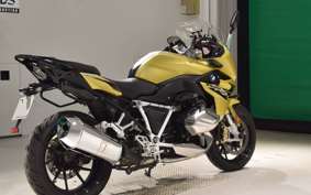 BMW R1250RS 2021
