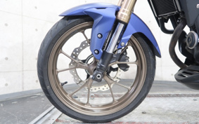 HONDA CB250R MC52