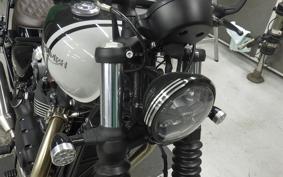 TRIUMPH BONNEVILLE BOBBER 2024