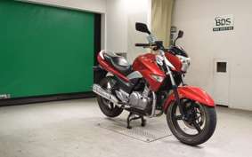 SUZUKI GSR250 2026
