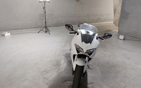 HONDA VFR800F 2018 RC79