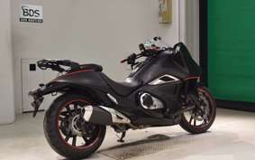 HONDA NM4 VULTUS -01 2017 RC82