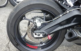 TRIUMPH STREET TRIPLE RS 2021
