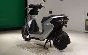 HONDA EM1 e: 2018 EF16