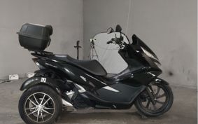 HONDA PCX150 TRIKE KF20