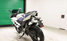 YAMAHA YZF-R15 2009