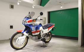 HONDA AFRICA TWIN 650 1988 RD03
