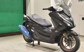 HONDA FORZA 250 MF17