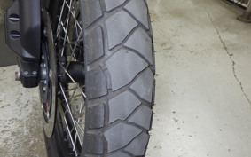 MOTO GUZZI V85 TT 2022