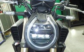 HONDA CB650R E-Clutch 2025 RH17