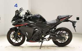 YAMAHA YZF-R3 2015 RH07J