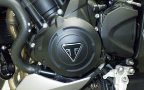 TRIUMPH STREET TRIPLE RX 2026
