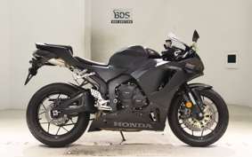 HONDA CBR600RR 2024 PC40