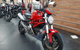 DUCATI  DUCATI  MONSTAR M696 PLUS  2009 ZDMM500AA9B