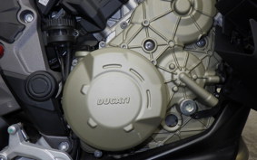 DUCATI MULTISTRADA V4S 2025