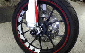 OTHER +SWM SM125R 2011