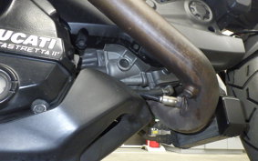 DUCATI HYPERSTRADA 939