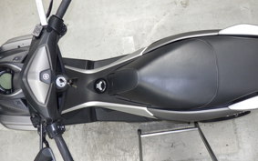 YAMAHA N-MAX 155 A 2014 SG50J