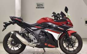 SUZUKI GSX250 R 2025