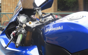 KAWASAKI NINJA ZX-10R 2004 ZXT00C