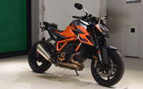 KTM 1290 SUPER DUKE R 2021