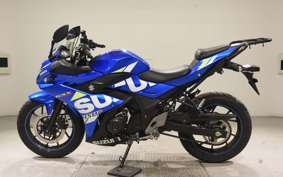 SUZUKI GSX250R