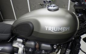 TRIUMPH STREET SCRAMBLER 2021