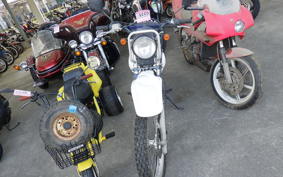 SUZUKI DJEBEL 200 (DR200SE) SH42A