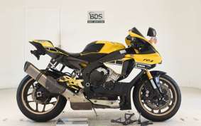 YAMAHA YZF-R1 2016