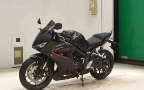 HONDA CBR650R E-Clutch 2024 RH17