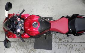 SUZUKI GSX-R750 2015